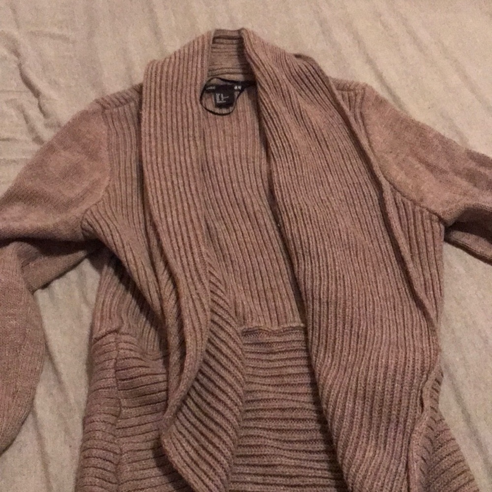H&M Sweater - Picture 3 of 5